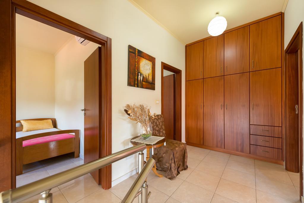 Natura House Ialysos  Bagian luar foto